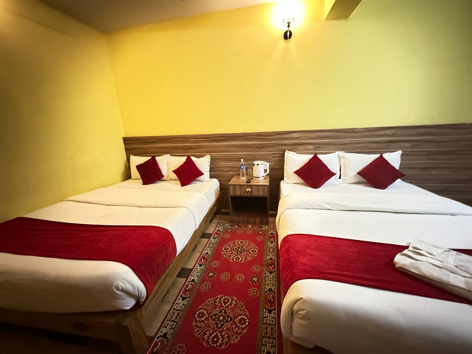 about-hotel janani